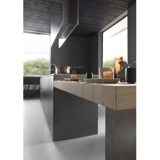 Detalle de mesa Twenty en roble alistonado 1 640x640 - Mesas y barras de cocina modernas