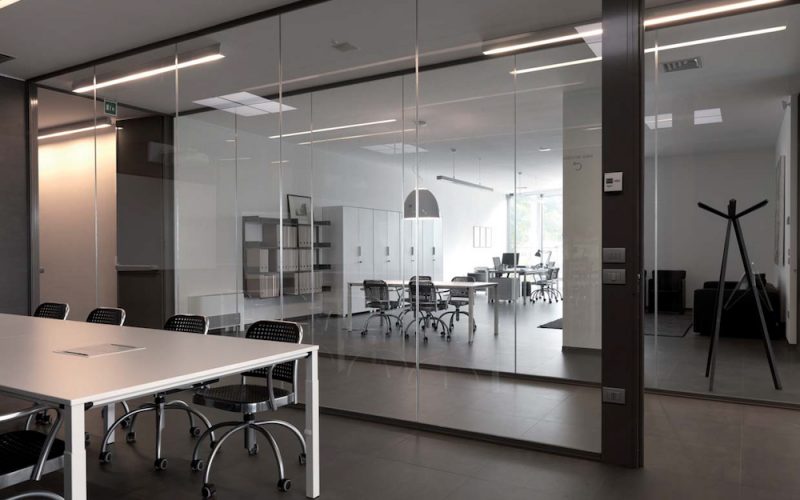 LUCONI AboutUs 2013 27 800x500 - Mobiliario de oficina modernos